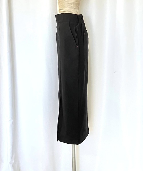 Q（キュー）の「裏起毛ストレッチタイトスカート（スカート・レディース・ブラック/チャコールグレー/ライトベージュ・MEDIUM）」の9枚目の写真