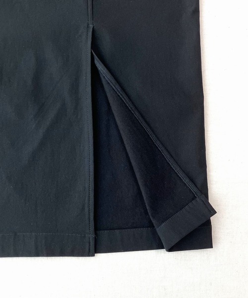 Q（キュー）の「裏起毛ストレッチタイトスカート（スカート・レディース・ブラック/チャコールグレー/ライトベージュ・MEDIUM）」の4枚目の写真