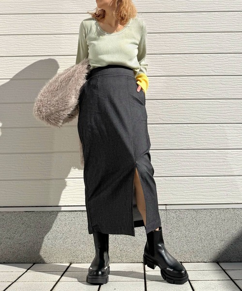 Q（キュー）の「裏起毛ストレッチタイトスカート（スカート・レディース・ブラック/チャコールグレー/ライトベージュ・MEDIUM）」の17枚目の写真