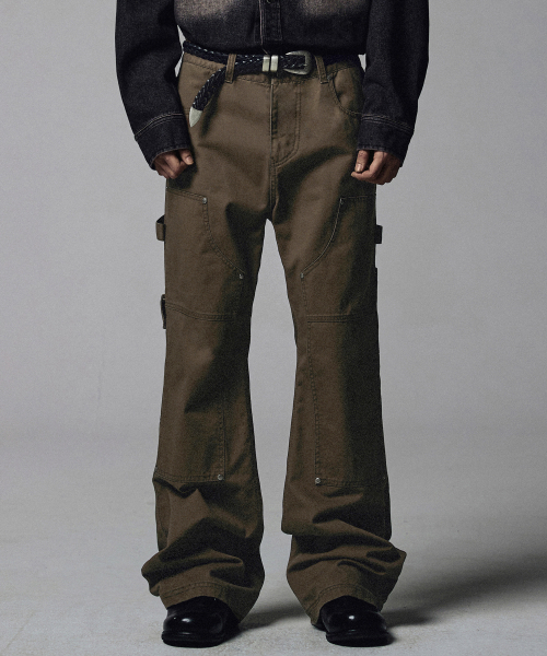 NOT4NERD(ノットフォーナード)の「Double Knee Carpenter Flare Fit Cotton Pants - Khaki(その他パンツ・レディース・その他・MEDIUM/LARGE/X-LARGE)」の1枚目の写真