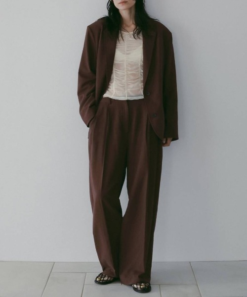 anuke(アンヌーク)の「anuke Linen Tuck Pants リネンタックパンツ/62610706(その他パンツ・レディース・ブラウン・36)」の2枚目の写真