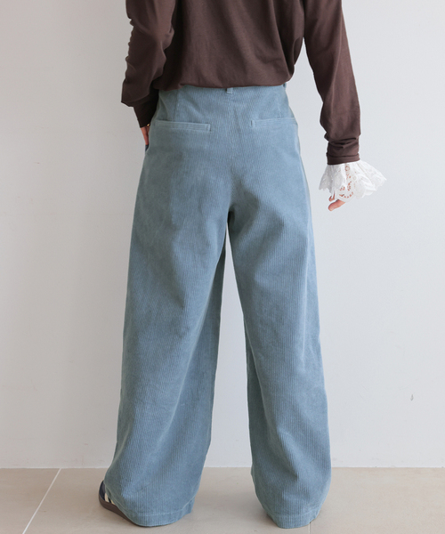 JOURNAL STANDARD relume（ジャーナルスタンダード　レリューム）の「《追加2》ウォッシャブルコーデュロイタックワイドパンツ（その他パンツ・レディース・ホワイト/サックスブルー/チャコールグレー・40/38/36）」の22枚目の写真