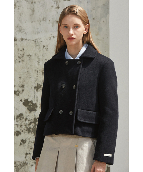 ANOETIC(アノエティック)の「WOOL DOUBLE CROP COAT_NAVY(チェスターコート・レディース・ネイビー・FREE)」の2枚目の写真