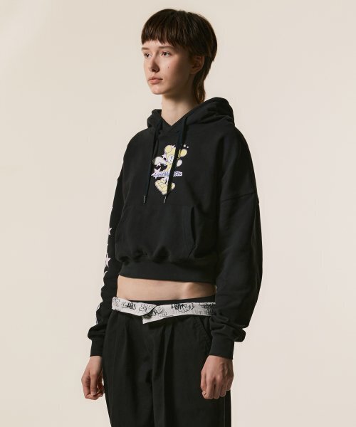LMCの「WM STAR GIRL CROPPED HOODIE black(パーカー・レディース・その他・MEDIUM/SMALL)」の4枚目の写真