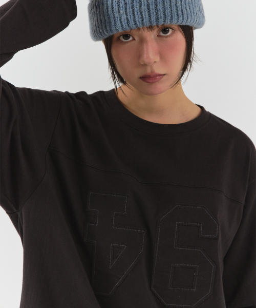 PARAKEET(パラキート)の「レイヤードフットボールロングスリーブ(チャコール)(Tシャツ/カットソー・レディース・チャコール・MEDIUM/LARGE)」の2枚目の写真