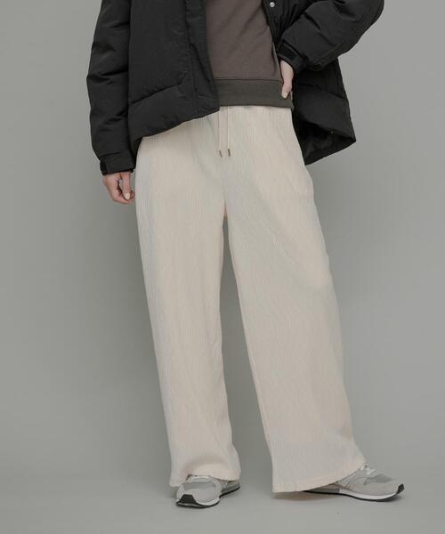 URBAN RESEARCH Sonny Label（アーバンリサーチサニーレーベル）の「ベロアプリーツイージーカットパンツ（その他パンツ・レディース・チャコールグレー/ホワイト系その他/ブラウン・FREE）」の4枚目の写真