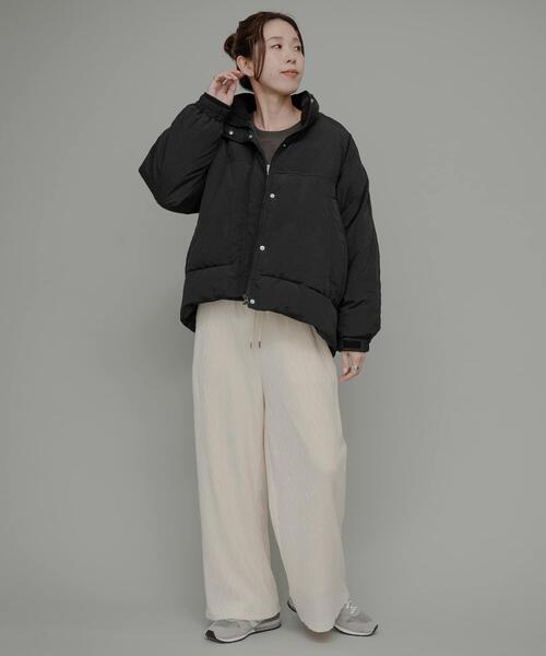 URBAN RESEARCH Sonny Label（アーバンリサーチサニーレーベル）の「ベロアプリーツイージーカットパンツ（その他パンツ・レディース・チャコールグレー/ホワイト系その他/ブラウン・FREE）」の8枚目の写真