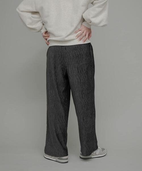 URBAN RESEARCH Sonny Label(アーバンリサーチサニーレーベル)の「ベロアプリーツイージーカットパンツ(その他パンツ・レディース・チャコールグレー/ホワイト系その他/ブラウン・FREE)」の8枚目の写真