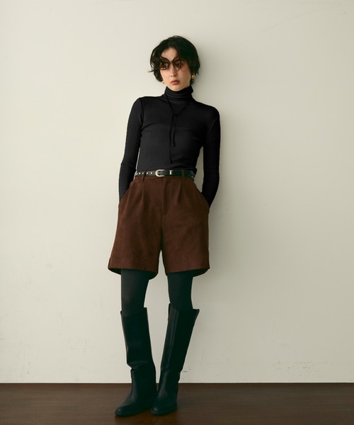 Trish（トリッシュ）の「タートルネックリブ編みニットプルオーバー（ニット/セーター・レディース・ホワイト/チャコールグレー/ブラック/ブラウン/アイボリー・FREE）」の2枚目の写真