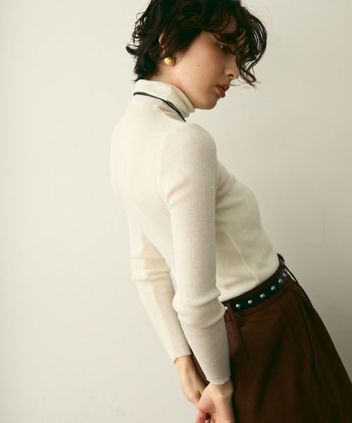 Trish（トリッシュ）の「タートルネックリブ編みニットプルオーバー（ニット/セーター・レディース・ホワイト/チャコールグレー/ブラック/ブラウン/アイボリー・FREE）」の10枚目の写真