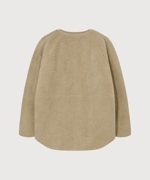 COVERNAT(カバーナット)の「WOMAN SHERPA MID JACKET(ノーカラージャケット・レディース・オートミール/ベージュ・MEDIUM/SMALL)」の4枚目の写真