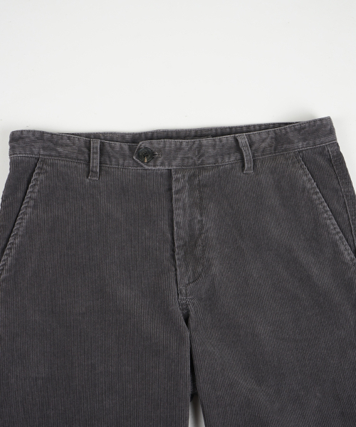 BIRBANTE(ビルバンテ)の「ガーメントウォッシングコーデュロイR.Cフィットチノパンツ - モカ(その他パンツ・メンズ・ダークブラウン・MEDIUM/LARGE/X-LARGE/SMALL)」の4枚目の写真