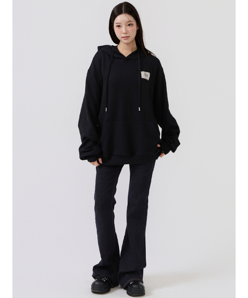 RAYLIST(レイリスト)の「Cozy double-sided fleece logo embroidered patch man-to-man (black)(パーカー・レディース・ブラック・FREE)」の4枚目の写真