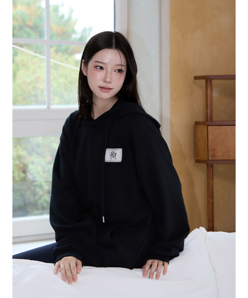RAYLIST(レイリスト)の「Cozy double-sided fleece logo embroidered patch man-to-man (black)(パーカー・レディース・ブラック・FREE)」の10枚目の写真