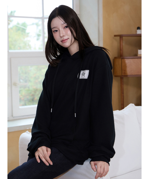 RAYLIST(レイリスト)の「Cozy double-sided fleece logo embroidered patch man-to-man (black)(パーカー・レディース・ブラック・FREE)」の11枚目の写真