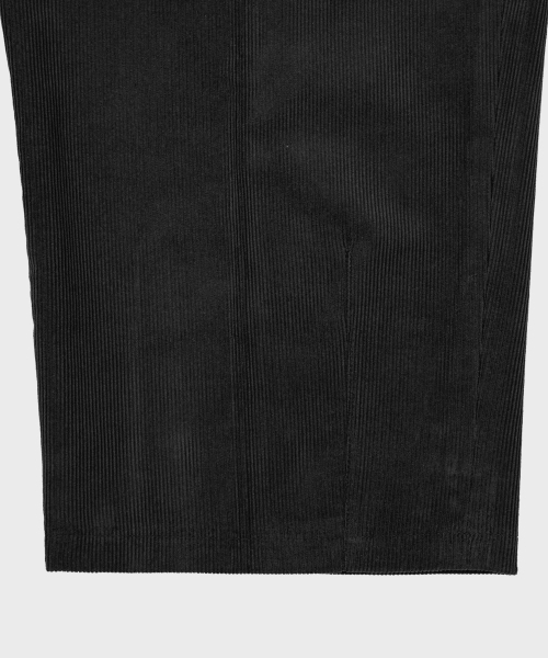 LIEU HOMME(リュウオム)の「Wide Tuck Corduroy Banding Pants_Black(その他パンツ・メンズ・ブラック・MEDIUM/LARGE)」の7枚目の写真