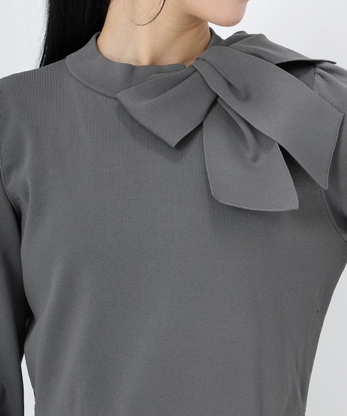 STRAWBERRY-FIELDS（ストロベリーフィールズ）の「エレナポリー_リボンネックドッキングワンピース（ワンピース・レディース・ネイビー/ブラック/グレー・2）」の8枚目の写真