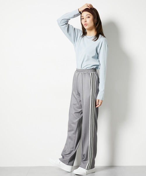 slattgir（スラットジール）の「高身長　サイドラインストレートジャージパンツ（UVカット・吸汗速乾・抗菌防臭・毛玉対策）（トールサイズ）（その他パンツ・レディース・ネイビー/ブラック/グレー・TM/TL/TLL/T3L/T4L/T5L）」の19枚目の写真