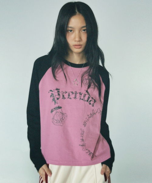 PRENDA(プレンダ)の「VINTAGE LOGO RAGLAN LONG SLEEVE GLOOMY PINK(Tシャツ/カットソー・レディース・その他・FREE)」の3枚目の写真