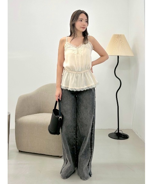 FRAY I.D（フレイアイディー）の「レーストリムキャミソール（キャミソール・レディース・ブルー/アイボリー/ブラック・F）」の10枚目の写真