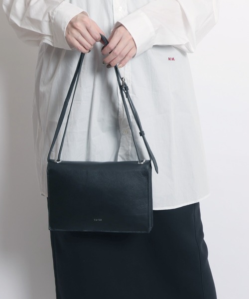 YArKA（ヤーカ）の「【YArKA/ヤーカ】real leather 2way bag [Alnitak10] / 2wayデザインバッグ（ショルダーバッグ・レディース・ブラック・FREE）」の2枚目の写真