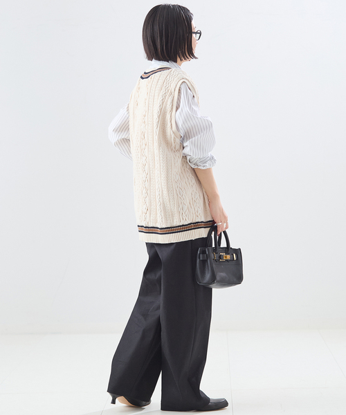 journal standard L'essage（ジャーナルスタンダードレサージュ）の「《追加》別注【ILL ONE EIGHTY/イル ワンエイティ】TILDEN VEST：ベスト（ベスト・レディース・ブラウン/グリーン/ブラック・MEDIUM）」の4枚目の写真