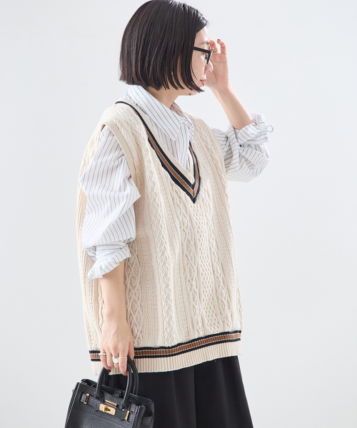 journal standard L'essage（ジャーナルスタンダードレサージュ）の「《追加》別注【ILL ONE EIGHTY/イル ワンエイティ】TILDEN VEST：ベスト（ベスト・レディース・ブラウン/グリーン/ブラック・MEDIUM）」の6枚目の写真