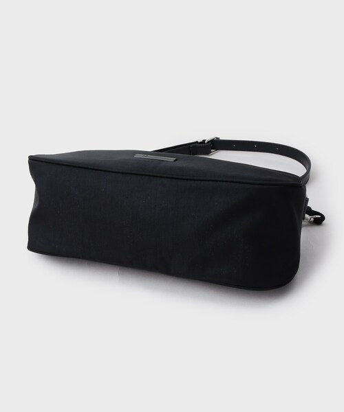 tk.TAKEO KIKUCHI（ティーケータケオキクチ）の「【２WAY】ブレイズショルダーバッグ/ショルダー/ハンドバッグ/ユニセックス（ショルダーバッグ・メンズ・ブラック/ブラック系・00）」の13枚目の写真