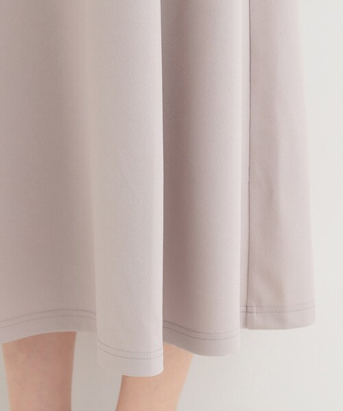 SHOO・LA・RUE（シューラルー）の「【S-LL】コーデに迷わずきちんと決まる セットアップ風ワンピース（ワンピース・レディース・グレー/ネイビー・01/02/03/04）」の17枚目の写真