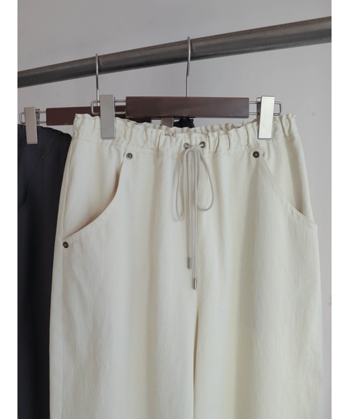 FIL DE FER（フィルデフェール）の「【予約】リヨセルコットンコード　ゆるカーブパンツ（その他パンツ・レディース・ベージュ/チャコールグレー・FREE）」の10枚目の写真