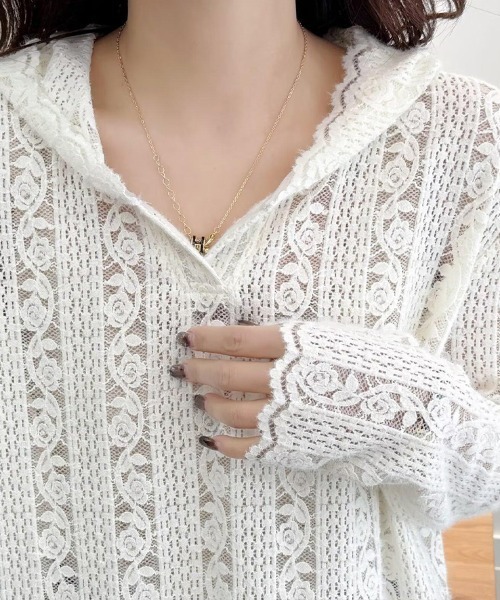 Flugge（フラッジー）の「フラワーレース長袖トップス（その他トップス・レディース・ベージュ/ホワイト・MEDIUM/LARGE）」の5枚目の写真