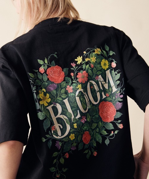 rehacer(レアセル)の「rehacer : Blossom Heart Relax Fit T-shirt / ブロッサムハート リラックス フィットTシャツ(Tシャツ/カットソー・レディース・ブラック/ホワイト・SMALL)」の12枚目の写真