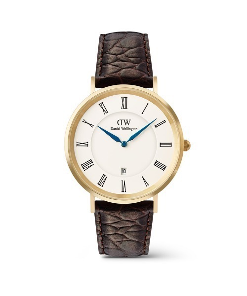 Daniel Wellington(ダニエルウェリントン)の「Classic Roman Numerals Date 40MM 本革 メンズ腕時計(アナログ腕時計・メンズ・ブラック×ゴールド/ダークブラウン系/グリーン/ダークブラウン系1/ダークブラウン系2/ブラック/ブラック×シルバー/ライトブラウン・40mm)」の6枚目の写真