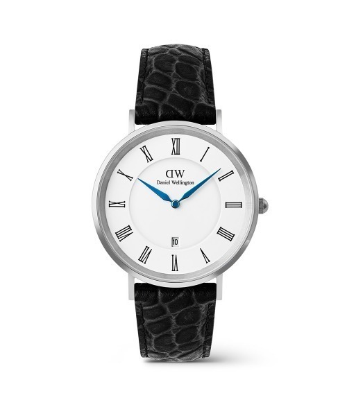Daniel Wellington(ダニエルウェリントン)の「Classic Roman Numerals Date 40MM 本革 メンズ腕時計(アナログ腕時計・メンズ・ブラック×ゴールド/ダークブラウン系/グリーン/ダークブラウン系1/ダークブラウン系2/ブラック/ブラック×シルバー/ライトブラウン・40mm)」の1枚目の写真