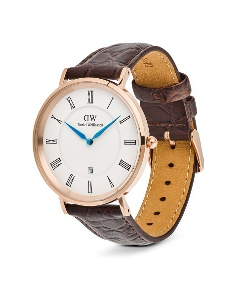 Daniel Wellington(ダニエルウェリントン)の「Classic Roman Numerals Date 40MM 本革 メンズ腕時計(アナログ腕時計・メンズ・ブラック×ゴールド/ダークブラウン系/グリーン/ダークブラウン系1/ダークブラウン系2/ブラック/ブラック×シルバー/ライトブラウン・40mm)」の17枚目の写真