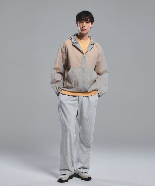 green label relaxing(グリーンレーベルリラクシング)の「シアー リップ ジップ パーカー(ブルゾン・メンズ・ライトグレー/ブラック・L/M/XL)」の3枚目の写真