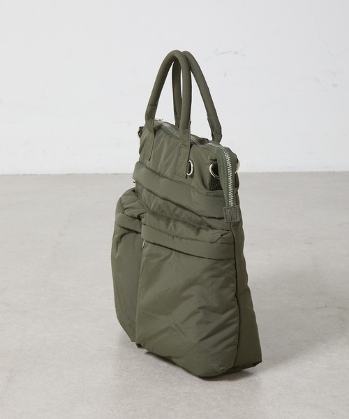 COLONY 2139（コロニートゥーワンスリーナイン）の「マルチポケットヘルメットバッグ（トートバッグ・メンズ・カーキ/ブラック・FREE）」の21枚目の写真