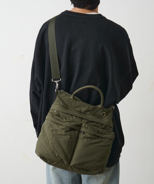 COLONY 2139（コロニートゥーワンスリーナイン）の「マルチポケットヘルメットバッグ（トートバッグ・メンズ・カーキ/ブラック・FREE）」の13枚目の写真