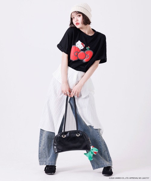 DOUBLE NAME（ダブルネーム）の「【m:rex】ハローキティコラボ リボンモチーフTEE（Tシャツ/カットソー・レディース・オフホワイト/ブラック・FREE）」の5枚目の写真