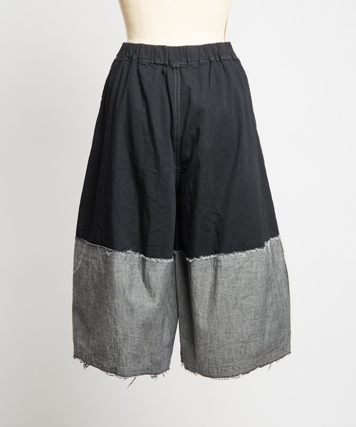 gomme(ゴム)の「切替デニムパンツ(デニムパンツ・レディース・ブラック/インディゴブルー・MEDIUM)」の22枚目の写真