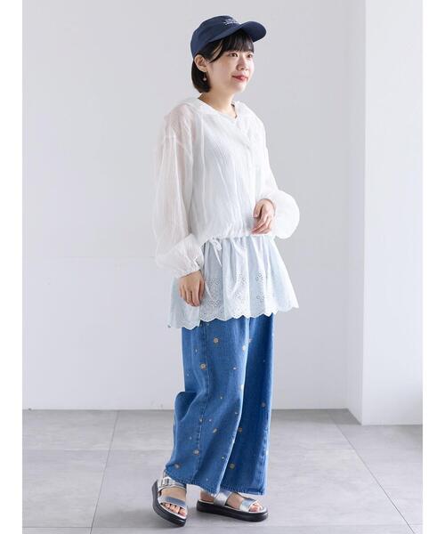 Samansa Mos2(サマンサ モスモス)の「《新色追加》裾スカラップレースノースリーブインナー(Tシャツ/カットソー・レディース・ブラック/オフホワイト/ダークブラウン/ブルー・F)」の16枚目の写真