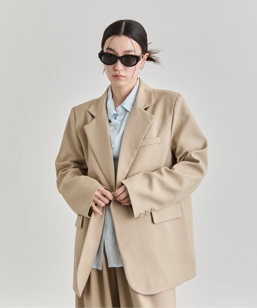 NUJOH(ヌゾ)の「Double Button Tailored Jacket / ダブルボタンテーラードジャケット(テーラードジャケット・レディース・クリーム/ブラック/ベージュ・FREE)」の2枚目の写真