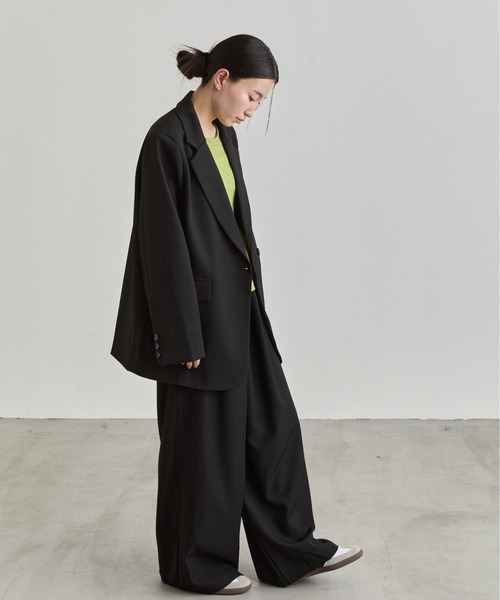 NUJOH(ヌゾ)の「Double Button Tailored Jacket / ダブルボタンテーラードジャケット(テーラードジャケット・レディース・クリーム/ブラック/ベージュ・FREE)」の17枚目の写真