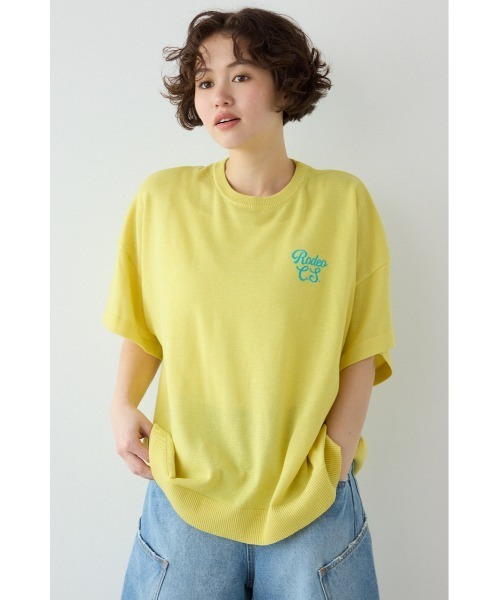 RODEO CROWNS WIDE BOWL（ロデオクラウンズワイドボウル）の「フラワーロゴニットトップス（ニット/セーター・レディース・オフホワイト/ライトイエロー/ブラック/ライトピンク・FREE）」の3枚目の写真