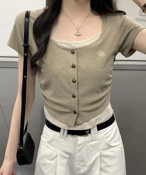 GLAMOROUS JANE(グラマラスジェーン)の「レイヤードフロントボタンテレコTシャツ(Tシャツ/カットソー・レディース・ベージュ/アイボリー・FREE)」の2枚目の写真
