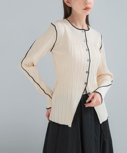 URBAN RESEARCH ROSSO WOMEN(アーバンリサーチ ロッソ)の「ELENDEEK BI COLOR ENSEMBLE KNIT(ニット/セーター・レディース・ラベンダー/アイボリー/ブラック・FREE)」の16枚目の写真