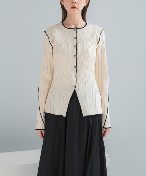 URBAN RESEARCH ROSSO WOMEN(アーバンリサーチ ロッソ)の「ELENDEEK BI COLOR ENSEMBLE KNIT(ニット/セーター・レディース・ラベンダー/アイボリー/ブラック・FREE)」の17枚目の写真