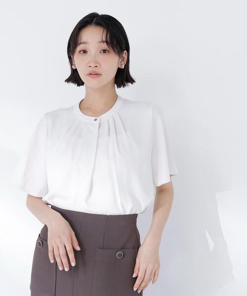 NATURAL BEAUTY BASIC(ナチュラルビューティーベーシック)の「◇フロントタックフレアスリーブブラウス(シャツ/ブラウス・レディース・ベージュ/ダークブルー/オフホワイト/ブルー・SMALL/MEDIUM)」の7枚目の写真