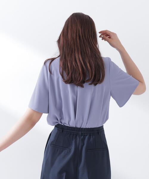 NATURAL BEAUTY BASIC(ナチュラルビューティーベーシック)の「◇フロントタックフレアスリーブブラウス(シャツ/ブラウス・レディース・ベージュ/ダークブルー/オフホワイト/ブルー・SMALL/MEDIUM)」の5枚目の写真