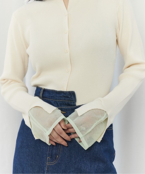 CIEL'AIR(シエルエアー)の「BICOLOR SLEEVE TOP(バイカラースリーブトップ)(ニット/セーター・レディース・チャコールグレー/アイボリー・FREE)」の6枚目の写真